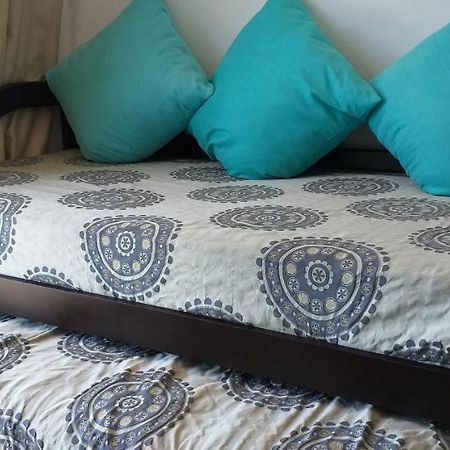 Hotel Suites Nadia 부세리아스 외부 사진