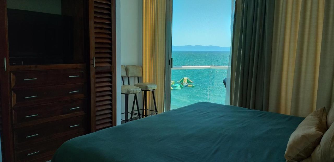 Hotel Suites Nadia 부세리아스 외부 사진